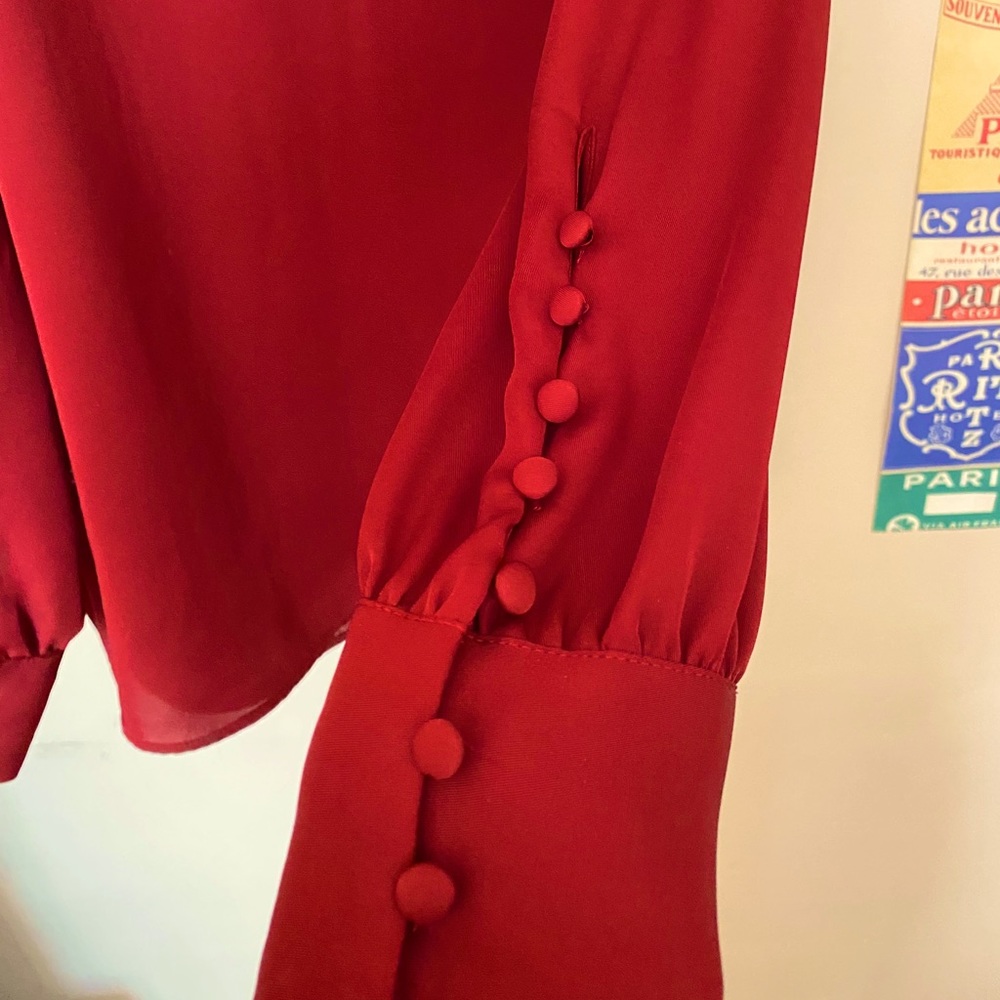 Long sleeve, red shirt